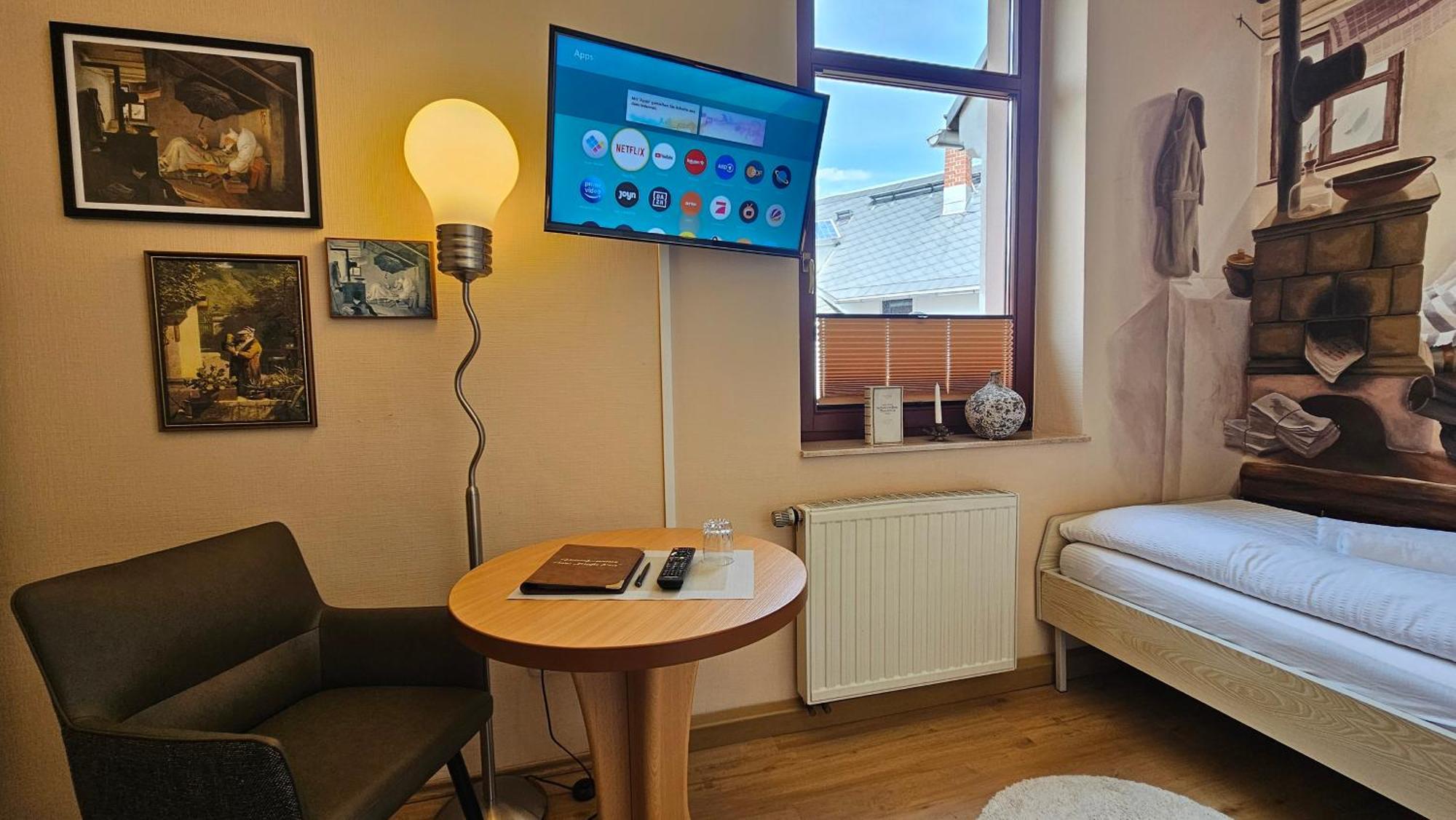 Pension Weisse Rose, Parkplatz, Fruehstueck, Wlan, Zentral Bad Elster Kültér fotó